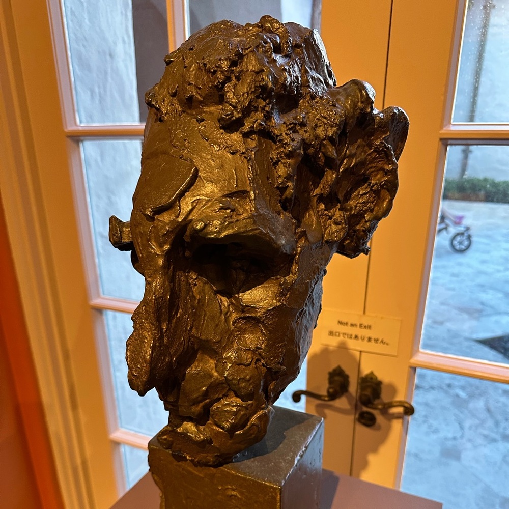 Meet your Posher, Riyad